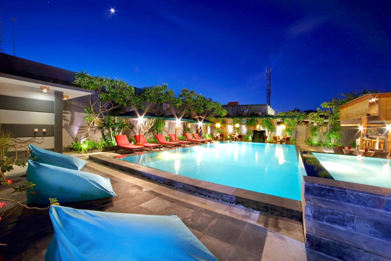 The Banyumas Villa Denpasar Exteriör bild