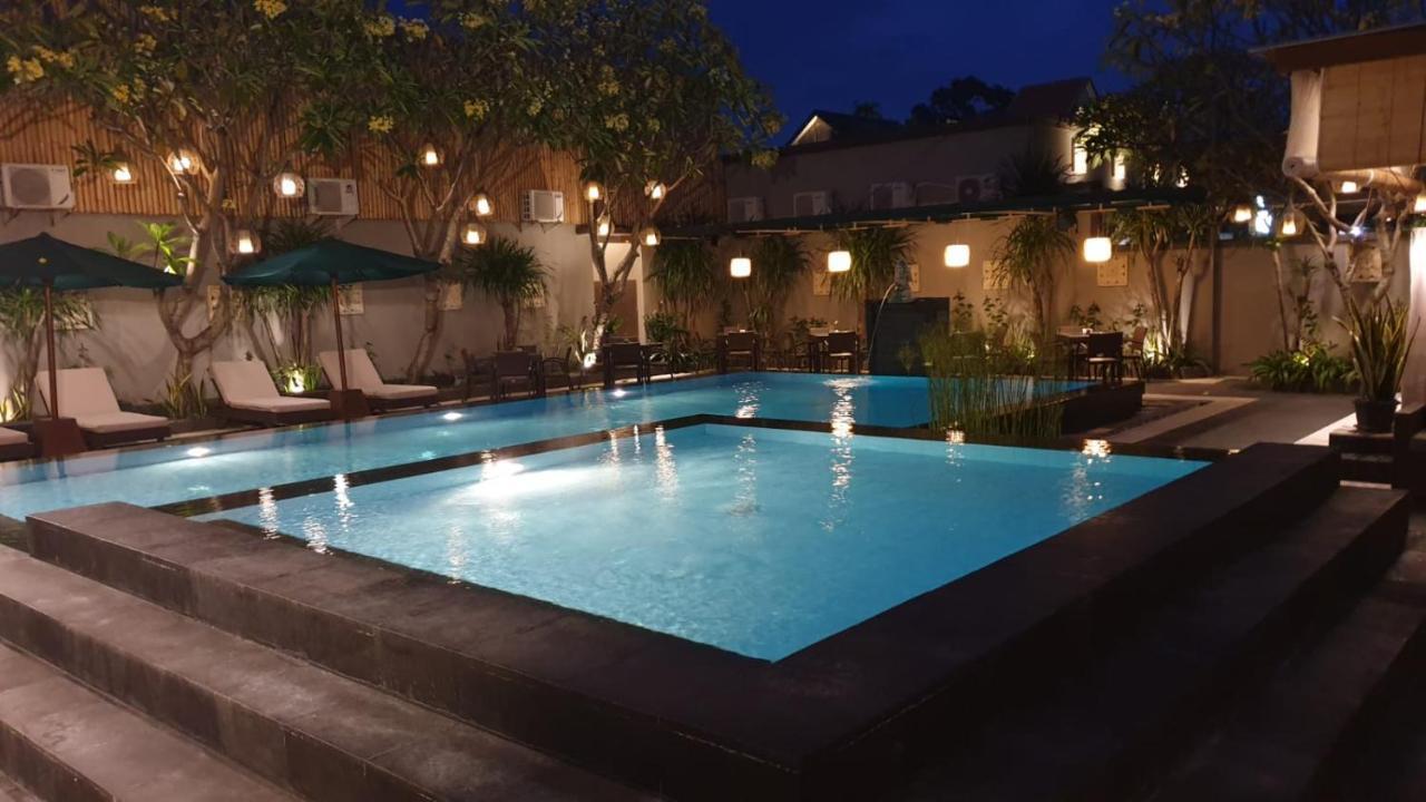 The Banyumas Villa Denpasar Exteriör bild