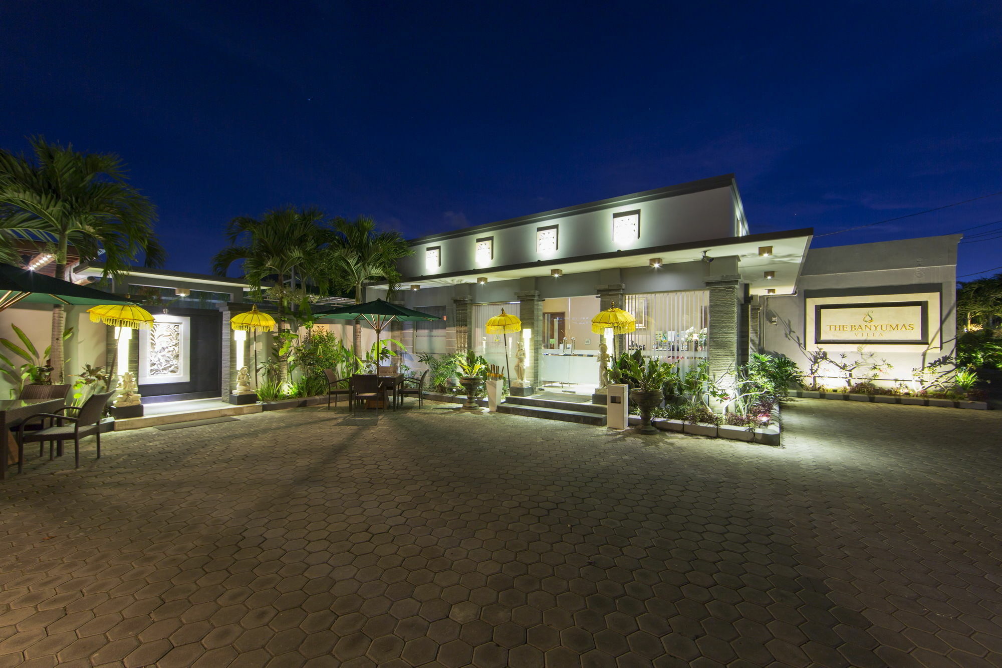 The Banyumas Villa Denpasar Exteriör bild
